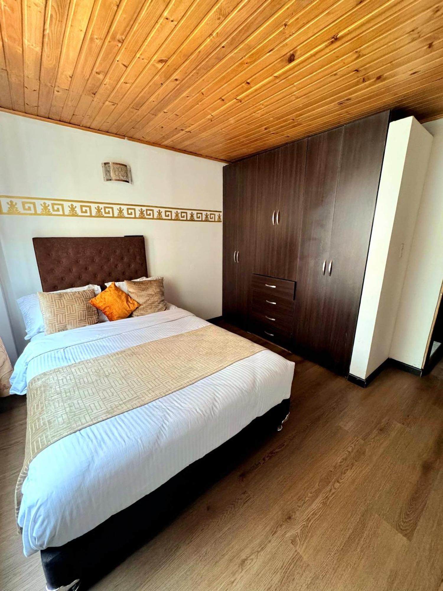 Oporto 83 Hotel Bogota Ngoại thất bức ảnh